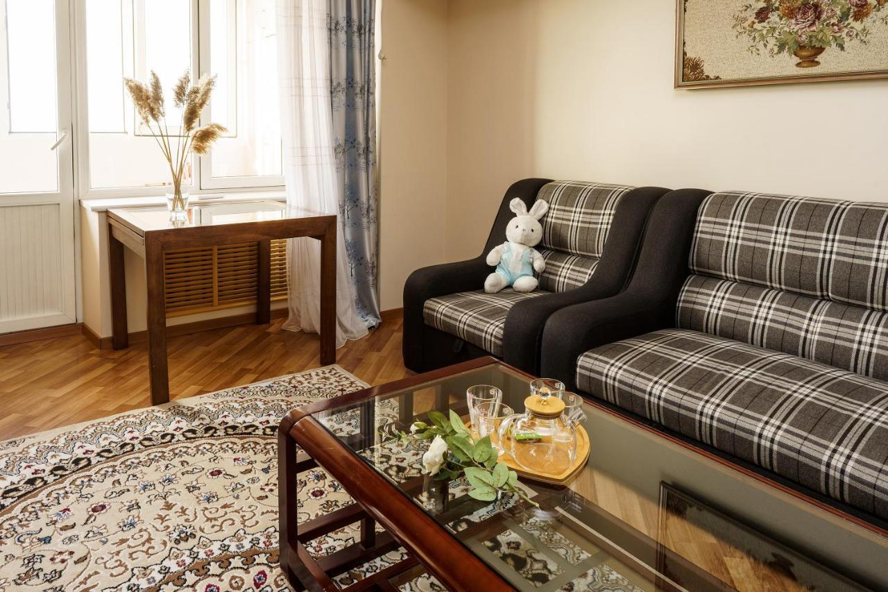 Золотой Квадрат 60 Кв2 Apartment Almaty Ngoại thất bức ảnh