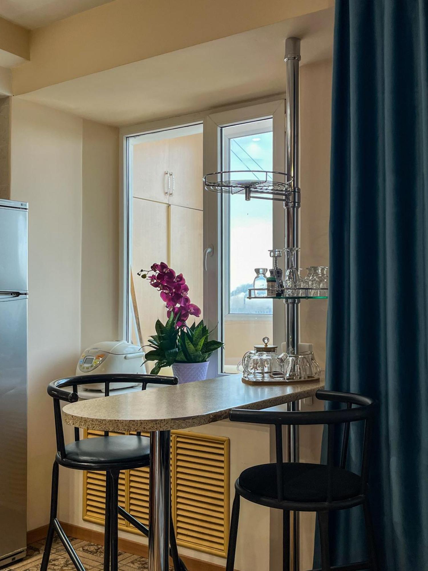 Золотой Квадрат 60 Кв2 Apartment Almaty Ngoại thất bức ảnh